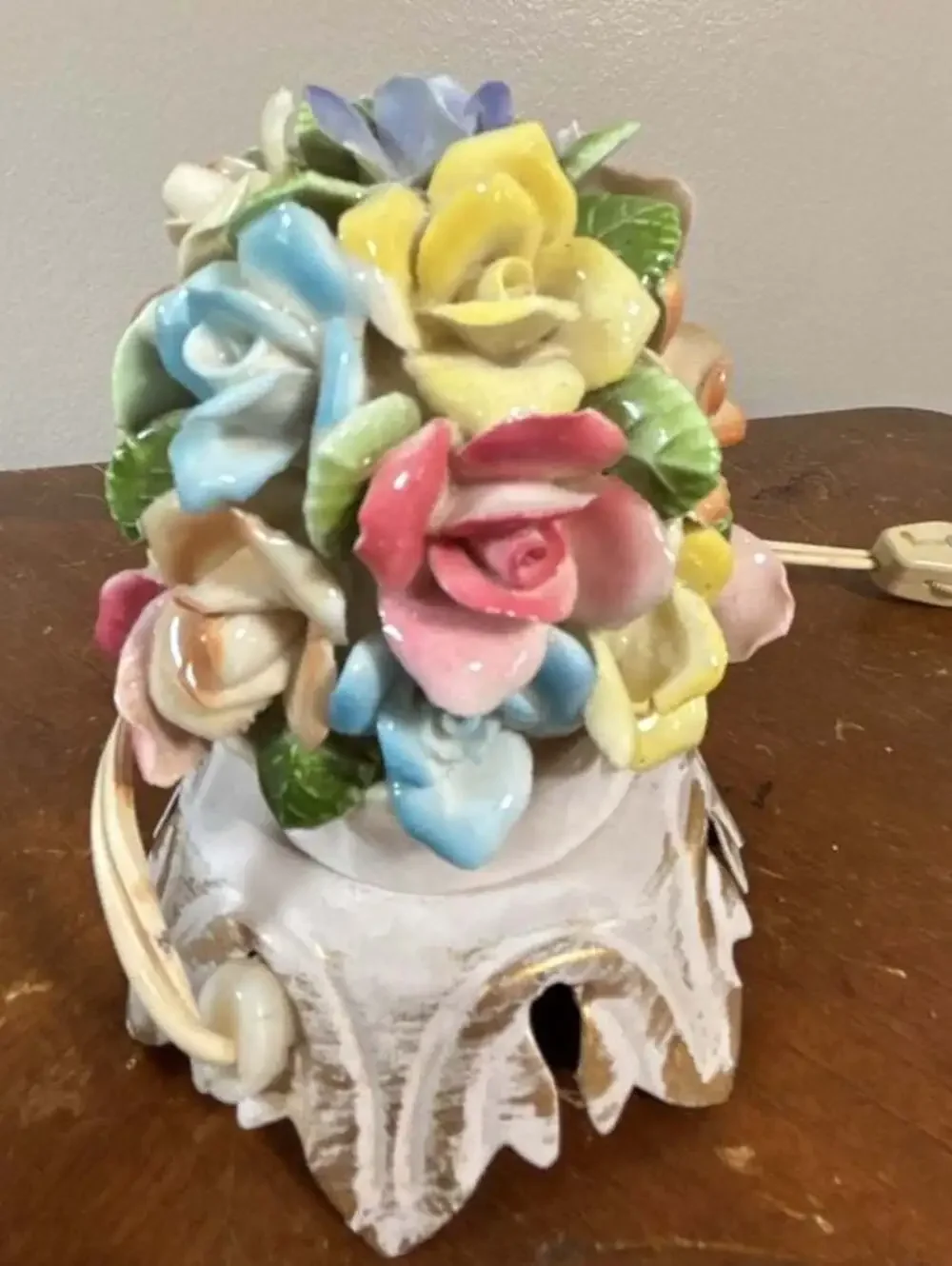 Vintage Capodimonte Ceramic Floral Rose Arrangement Night Light Lamp Base